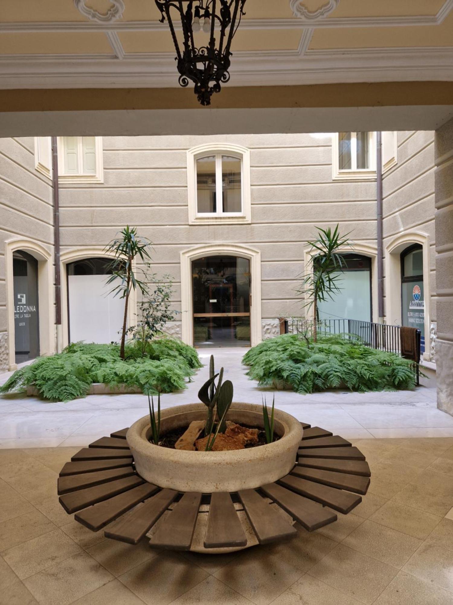 Tamborino Balcony Apartment - Salento Apartments Collection Лече Екстериор снимка