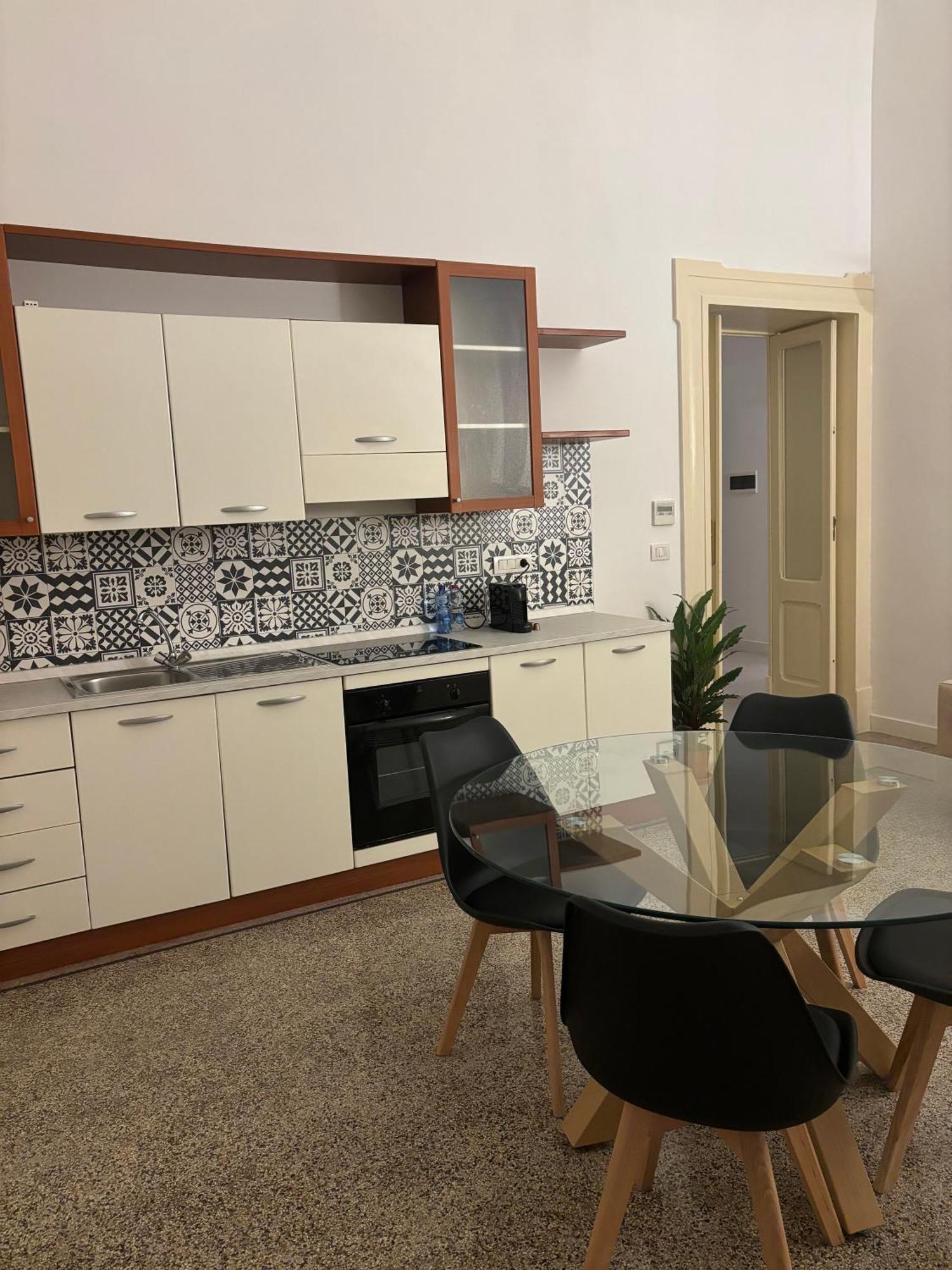 Tamborino Balcony Apartment - Salento Apartments Collection Лече Екстериор снимка